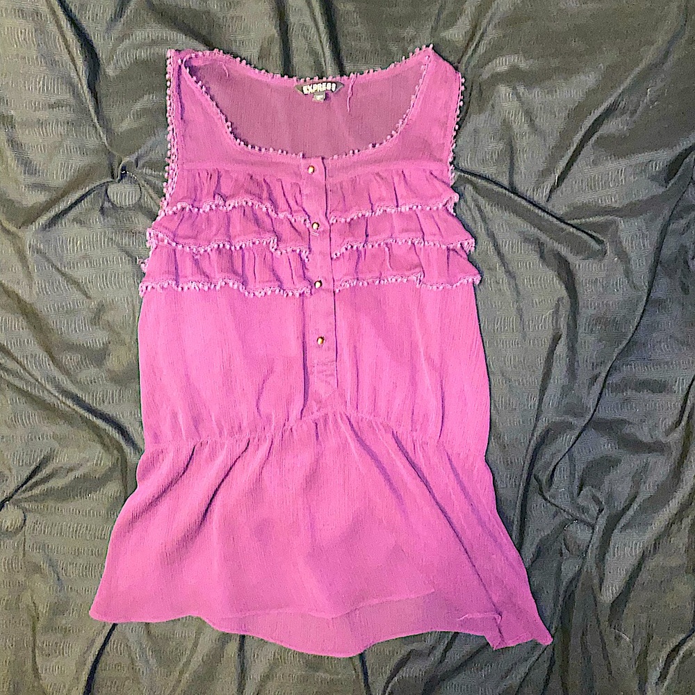 Women’s Express Top Color: Purple Size: Medium